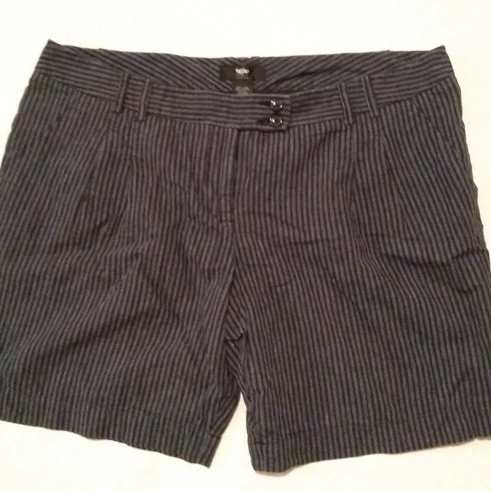 Mossimo shorts - size 16